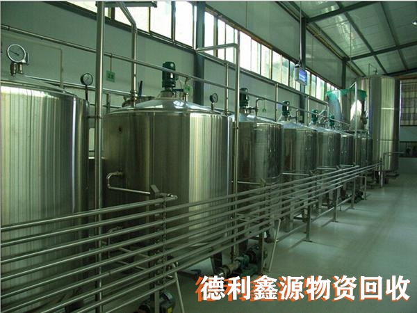 紅橋飲料設(shè)備回收專業(yè)拆除隊(duì)伍