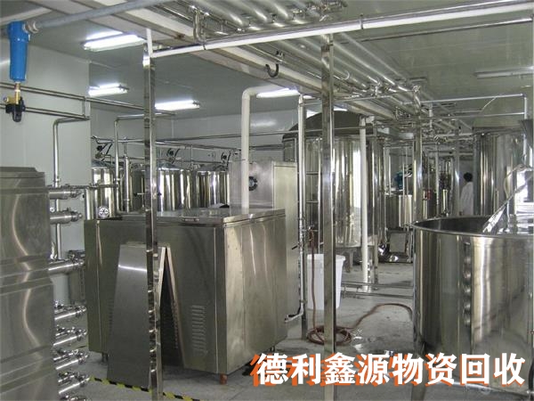 飲料設(shè)備回收專業(yè)拆除隊(duì)伍